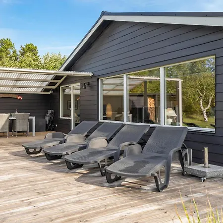 3 Bedroom Cozy In * Jerup